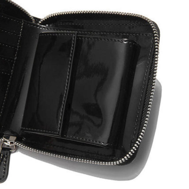 NEW kirsh pocket サークルロゴ 半財布 ブラック エナメル レディースのファッション小物(財布)の商品写真