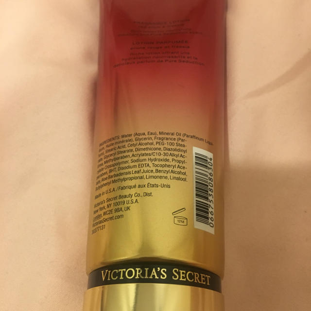 Victoria's Secret(ヴィクトリアズシークレット)のVictoria's secret フレグランスローション コスメ/美容のボディケア(ボディローション/ミルク)の商品写真