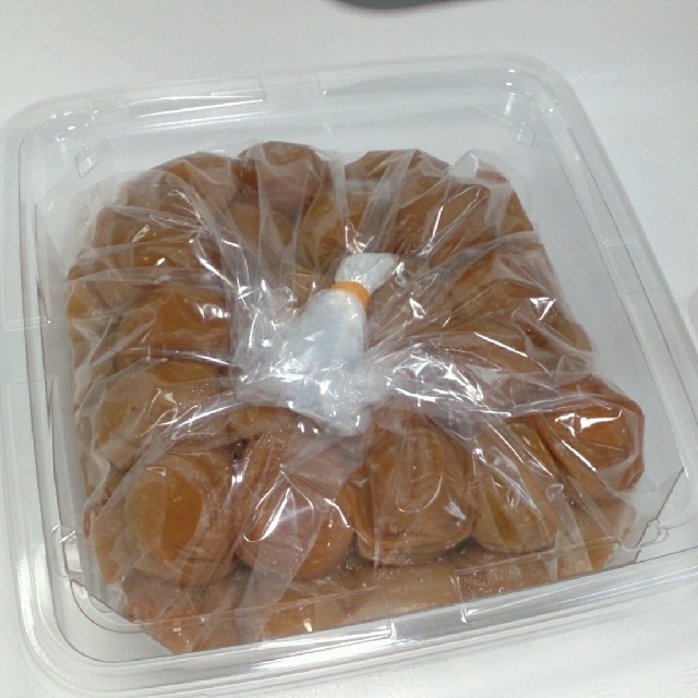 はちみつ味 南高梅 つぶれ梅 1kg  ３-②  実物画像です 食品/飲料/酒の加工食品(漬物)の商品写真