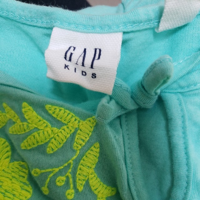 GAP Kids(ギャップキッズ)のシャツ キッズ/ベビー/マタニティのキッズ服女の子用(90cm~)(Tシャツ/カットソー)の商品写真