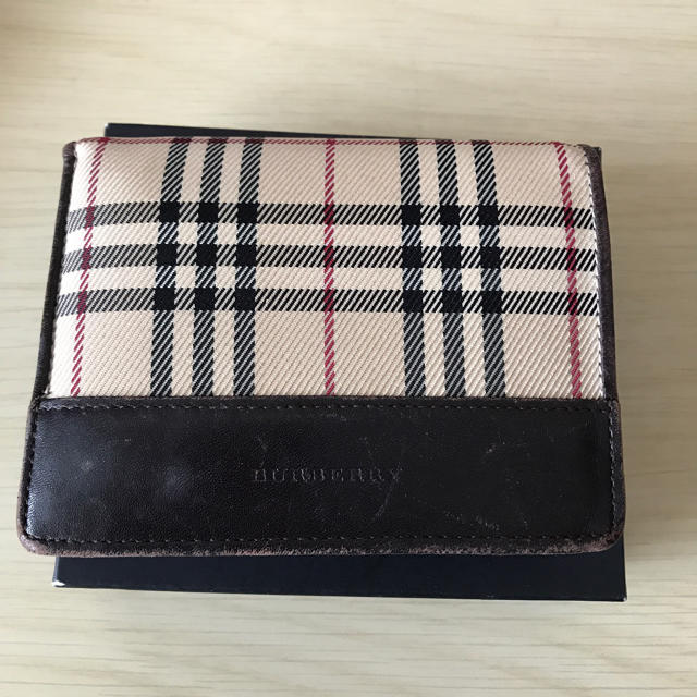 BURBERRY - 二つ折り財布！の通販 by のんのん's shop｜バーバリーならラクマ