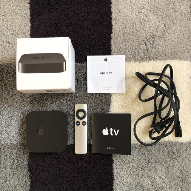 Apple(アップル)のApple TV MC572J/A スマホ/家電/カメラのPC/タブレット(PC周辺機器)の商品写真