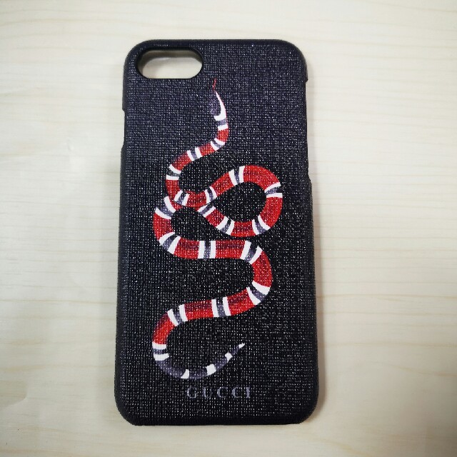 かわいい iphone - Gucci - iPhone7plus/8plus　アイフォンケース　スマホケース　グッチ
の通販 by kaoka Eiichi's shop｜グッチならラクマ