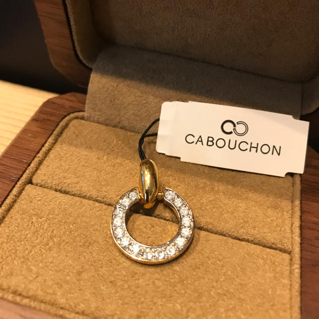 オンオフにも！【CABOUCHON/チャーム】直径1.8cm×厚み2mm レディースのアクセサリー(チャーム)の商品写真