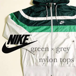 ナイキ(NIKE)の▼ NIKE grey × green nylon zip tops ▼(ナイロンジャケット)