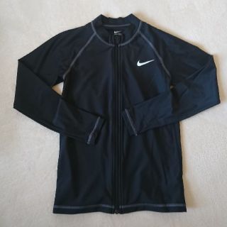 ナイキ(NIKE)のNIKE ラッシュガード 140cm(水着)