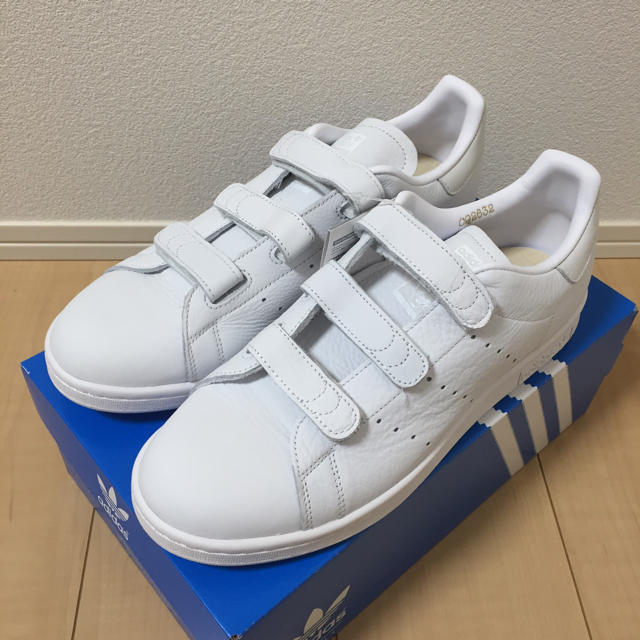 adidas(アディダス)のadidas スタンスミス ベルクロ オールレザー 新品 27.5cm メンズの靴/シューズ(スニーカー)の商品写真