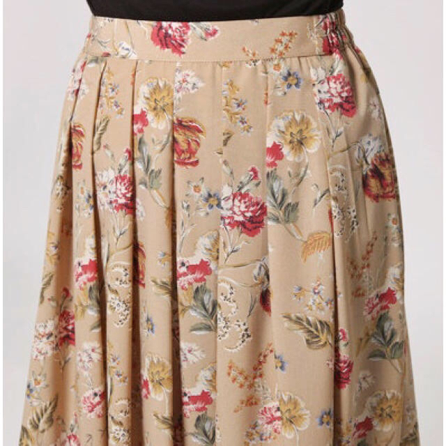 IENA(イエナ)の新品 ヴィンテージフラワー マキシスカート ベージュ ロング 花柄 アンティーク レディースのスカート(ロングスカート)の商品写真