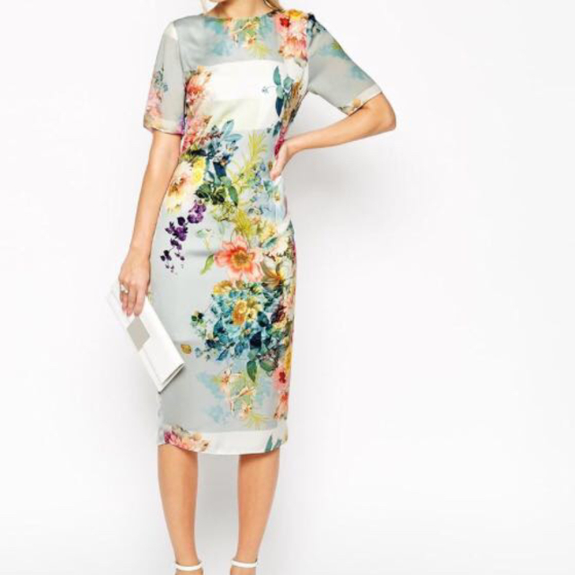 asos(エイソス)のasos floral dress 新品 レディースのワンピース(ひざ丈ワンピース)の商品写真