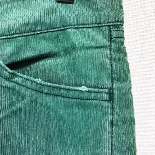 Levi's(リーバイス)の▼ levis 519 green corduroy pants ▼ メンズのパンツ(チノパン)の商品写真