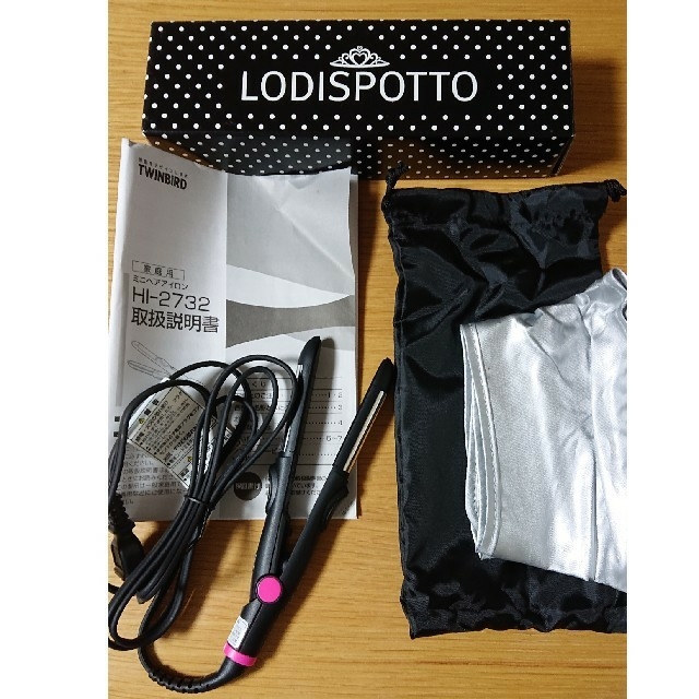 LODISPOTTO(ロディスポット)の【新品未使用】LODISPOTTOノベルティミニヘアアイロン スマホ/家電/カメラの美容/健康(ヘアアイロン)の商品写真