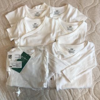 エイチアンドエム(H&M)のH&M オーガニックコットン ボディスーツロンパース(肌着/下着)