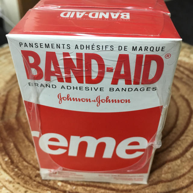 supreme BAND AID バンドエイド