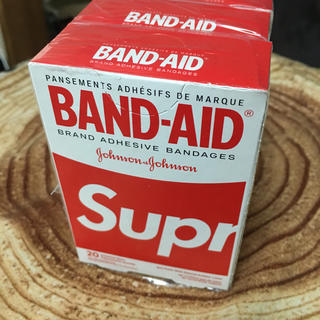 シュプリーム(Supreme)のSupreme Band-Aid バンドエイド 3個パック 日本未発売(その他)