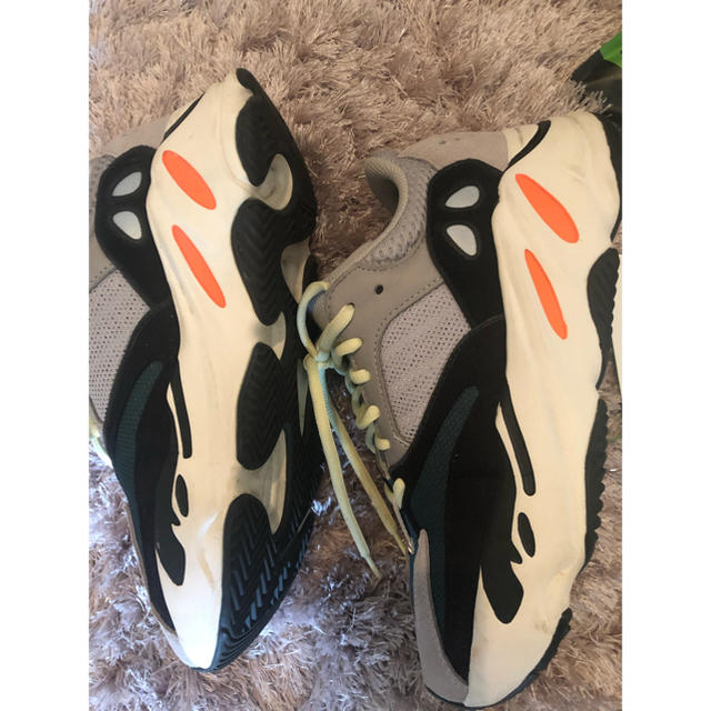 adidas(アディダス)のYeezy Boost 700 wave runner レディースの靴/シューズ(スニーカー)の商品写真