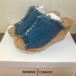 ミネトンカ(Minnetonka)のMINNETONKA サンダル(サンダル)