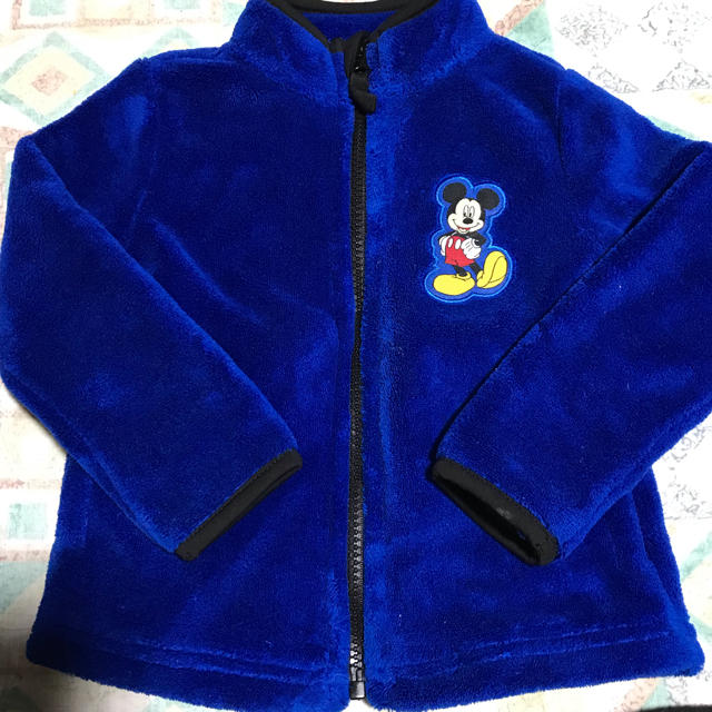 Disney(ディズニー)のミッキー/フリースジャケット キッズ/ベビー/マタニティのキッズ服男の子用(90cm~)(ジャケット/上着)の商品写真