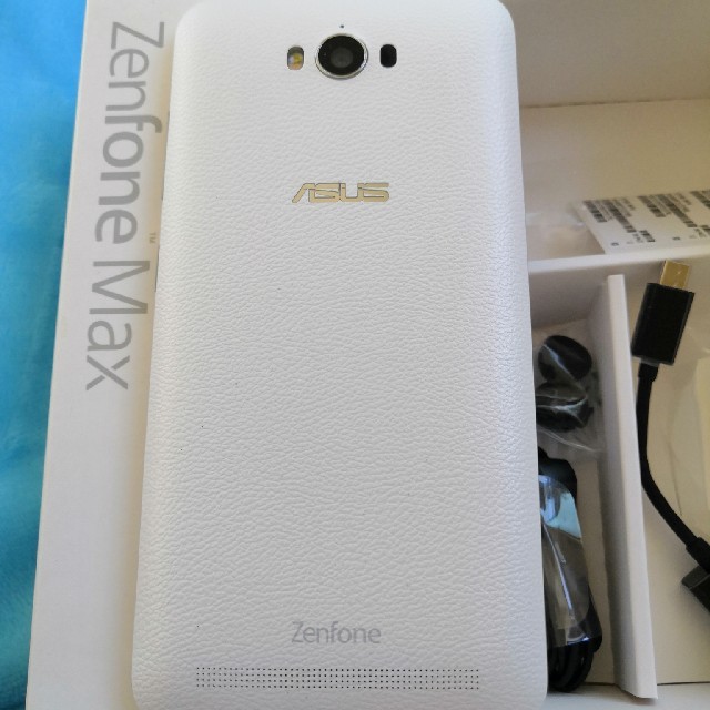 zenfone max スマホ/家電/カメラのスマートフォン/携帯電話(スマートフォン本体)の商品写真