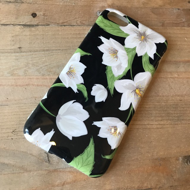 ♡新品♡花柄 黒 iPhone7 / 8 ケース アイフォン カバーの通販 by saaa's shop｜ラクマ