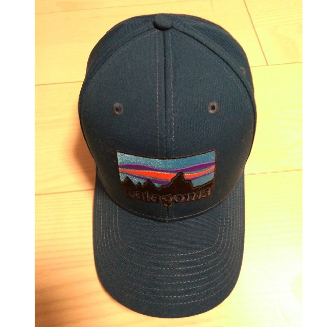 patagonia(パタゴニア)のパタゴニア　キャップ　patagonia　紺 メンズの帽子(キャップ)の商品写真