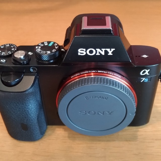 SONY(ソニー)のSONY α7s　シャッター約2800回！ スマホ/家電/カメラのカメラ(ミラーレス一眼)の商品写真