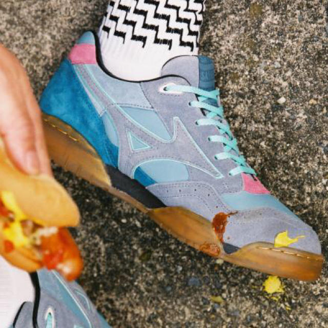 MIZUNO(ミズノ)のHoLi様専用 SAYHELLO × MIZUNO COURT SELECT  メンズの靴/シューズ(スニーカー)の商品写真