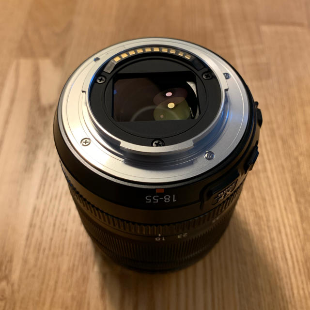 富士フイルム(フジフイルム)のXF18-55mm F2.8-4 R LM OIS スマホ/家電/カメラのカメラ(レンズ(ズーム))の商品写真