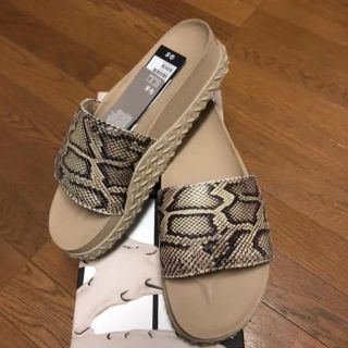 エイチアンドエイチ(H&H)のeytys h&m(サンダル)