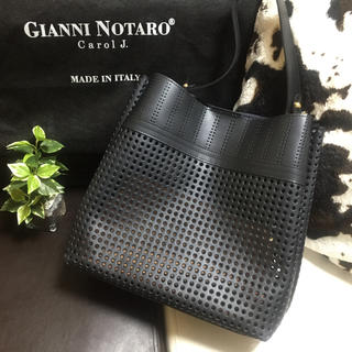GIANNI NOTARO/ジャンニノターロ パンチングトートバッグ ブラック