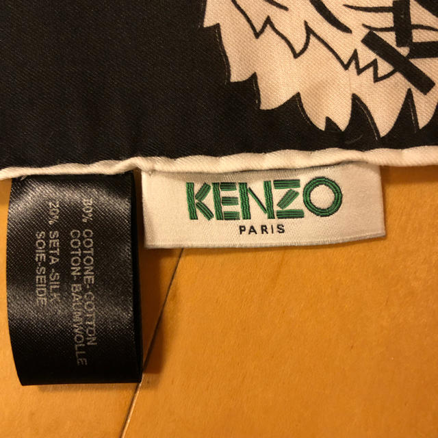 KENZO(ケンゾー)の専用！！！！KENZO モノトーン スカーフ レディースのファッション小物(バンダナ/スカーフ)の商品写真