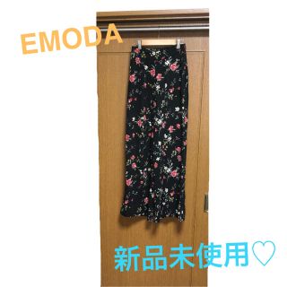 エモダ(EMODA)のEMODA 未使用♡花柄ズボン(その他)