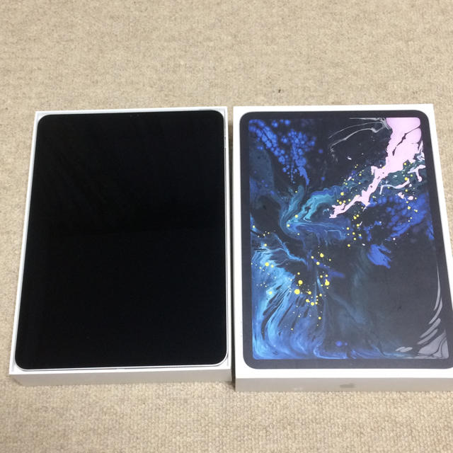 Apple(アップル)の使用2時間 iPad Pro 11 64gb wifi スペースグレー スマホ/家電/カメラのPC/タブレット(タブレット)の商品写真