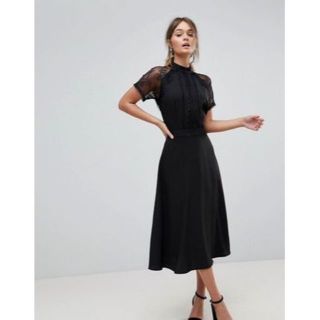 エイソス(asos)の【新品未使用】ASOS Liquorish レースディテール ミディドレス(ロングワンピース/マキシワンピース)