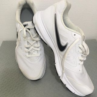 ナイキ(NIKE)のナイキ26.5cm 白／黒スニーカー 未使用(シューズ)