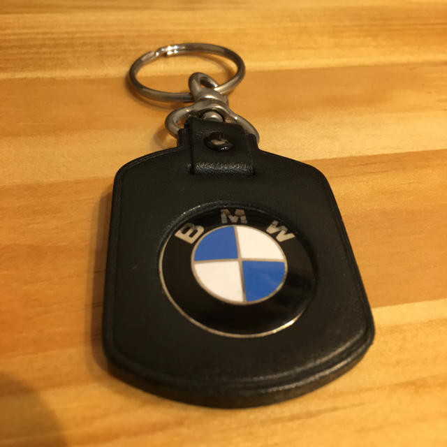 BMW(ビーエムダブリュー)のBMW本革純正キーホルダー メンズのファッション小物(キーホルダー)の商品写真