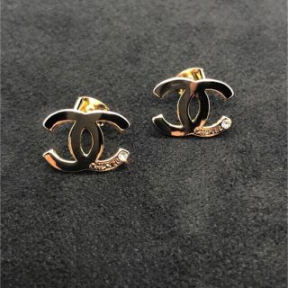 CHANEL - CHANEL シャネル ノベルティ ピアス アクセサリー の通販｜ラクマ