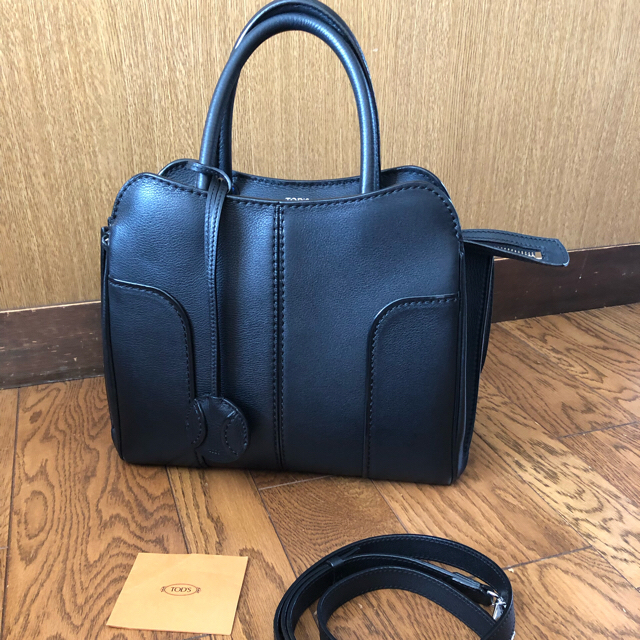 TOD'S(トッズ)の0時まで値下げ☆売り切り☆トッズ セラ ブラック レディースのバッグ(ハンドバッグ)の商品写真