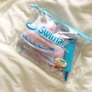 トイザラス(トイザらス)のスイマーバ  首浮き輪 swimava(お風呂のおもちゃ)