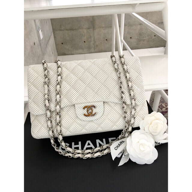 CHANEL(シャネル)の超美品 シャネル 正規品 マトラッセ フラップチェーンバッグ♡ レディースのバッグ(ショルダーバッグ)の商品写真