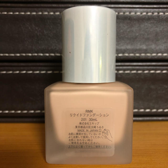 RMK(アールエムケー)のRMK リクイドファンデーション 201 30ml コスメ/美容のベースメイク/化粧品(ファンデーション)の商品写真