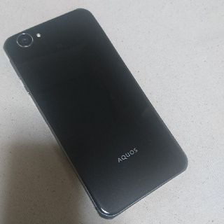 エヌティティドコモ(NTTdocomo)のdocomo AQUOS ZETA SHARP SH-04H ブラック(スマートフォン本体)