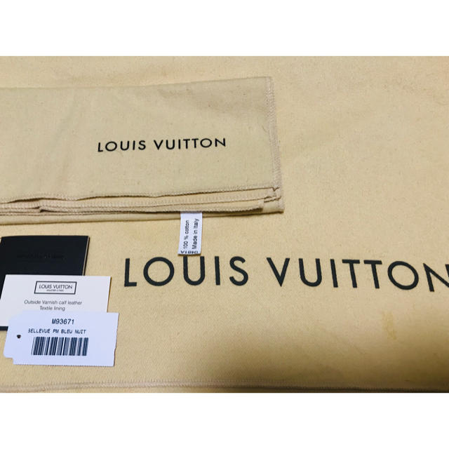 LOUIS VUITTON(ルイヴィトン)の【エコ様専用】Bellevue PM Bleu Nuit レディースのバッグ(ハンドバッグ)の商品写真