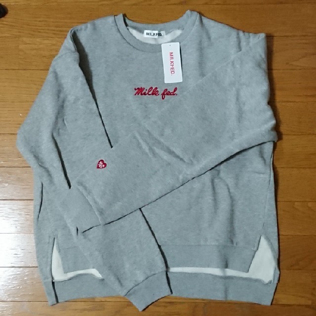 MILKFED.(ミルクフェド)のMILKFED.  ICING BIG SWEAT スウェットグレー 新品 レディースのトップス(トレーナー/スウェット)の商品写真