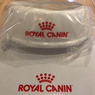 ロイヤルカナン(ROYAL CANIN)の新品未開封♪ロイヤルカナン 早食い防止 フードボール 餌入れ(犬)