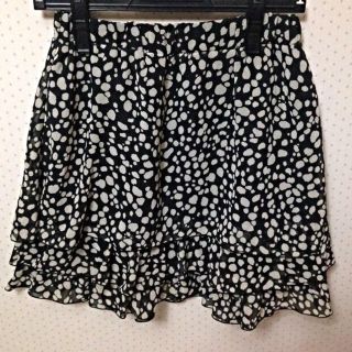 マジェスティックレゴン(MAJESTIC LEGON)のダルメシアン柄シフォンスカート♡(ひざ丈スカート)