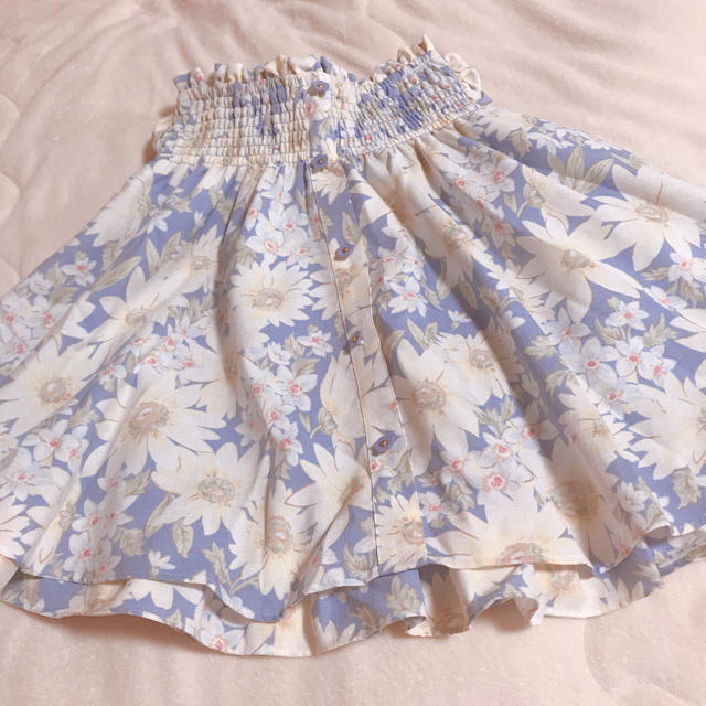 LIZ LISA(リズリサ)のLIZLISA 花柄スカート レディースのスカート(ミニスカート)の商品写真