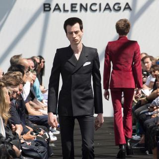 バレンシアガ(Balenciaga)のBalenciaga 17ss シュランクジャケット(テーラードジャケット)