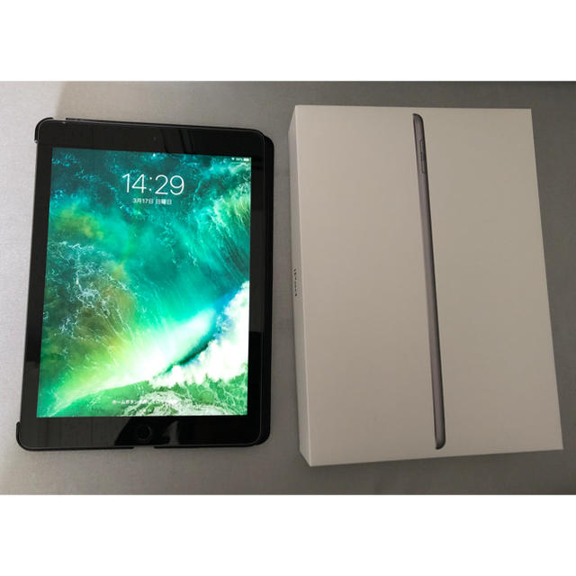 iPad 9.7インチ 第6世代 32GB WiFiモデル Space Gray - タブレット