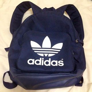 アディダス(adidas)のセール 紺 adidasリュック(リュック/バックパック)