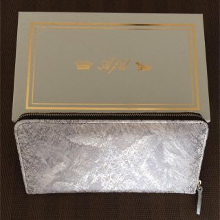 ＊アンチフォルムデザイン＊長財布 新品(財布)